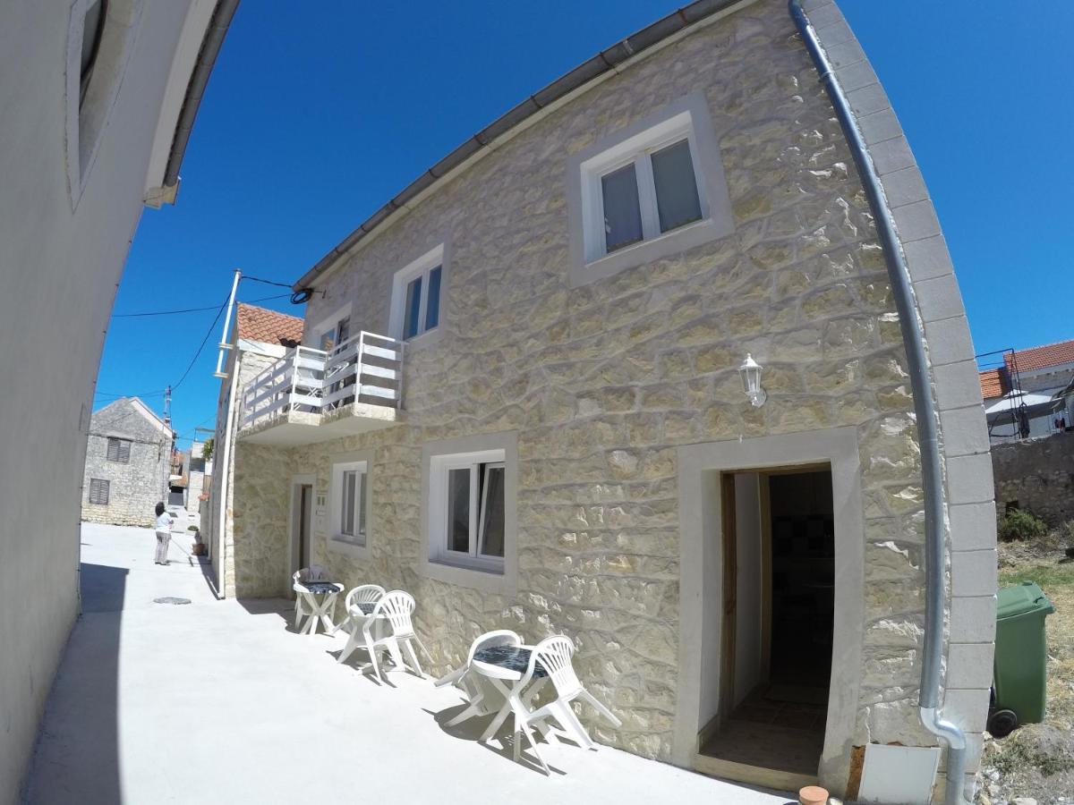 Apartments And Rooms By The Sea Bibinje, Zadar - 6199 المظهر الخارجي الصورة